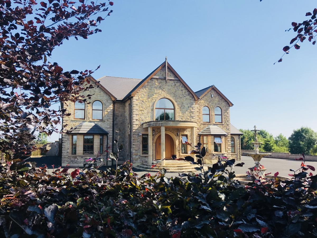 Beechtree Manor Bed & Breakfast Cullybackey Dış mekan fotoğraf
